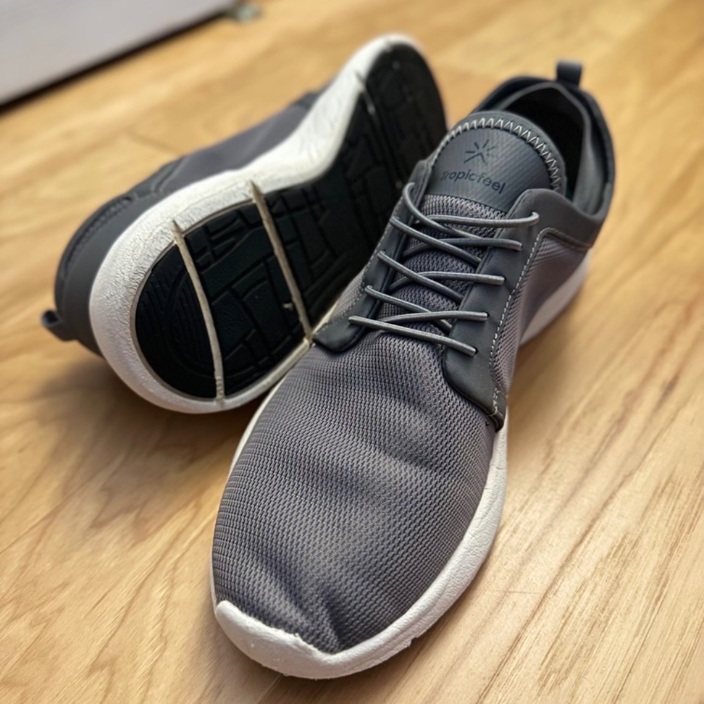 Men’s Tropicfeel Sneakers - Grey color - Shoe size 9.5